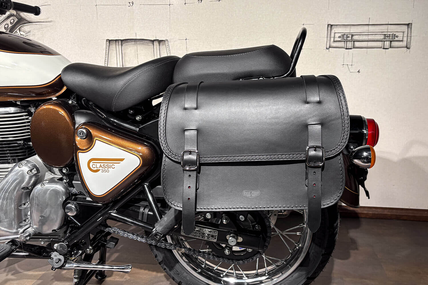 Janis Motorcycle leather side bag for Classic 350 - Ends Cuoio ctn sx